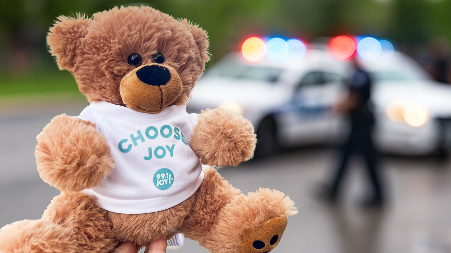 Prayer Bears Head to the Police Station to Help Kids in Crisis