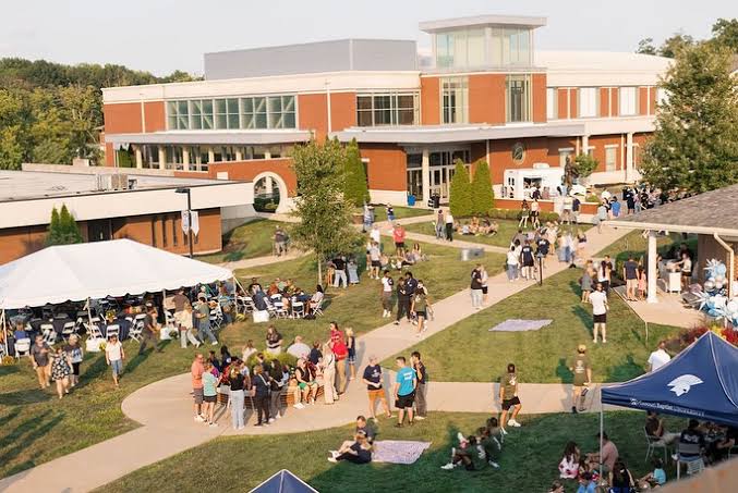 Excellence in Service Scholarship | Missouri Baptist University